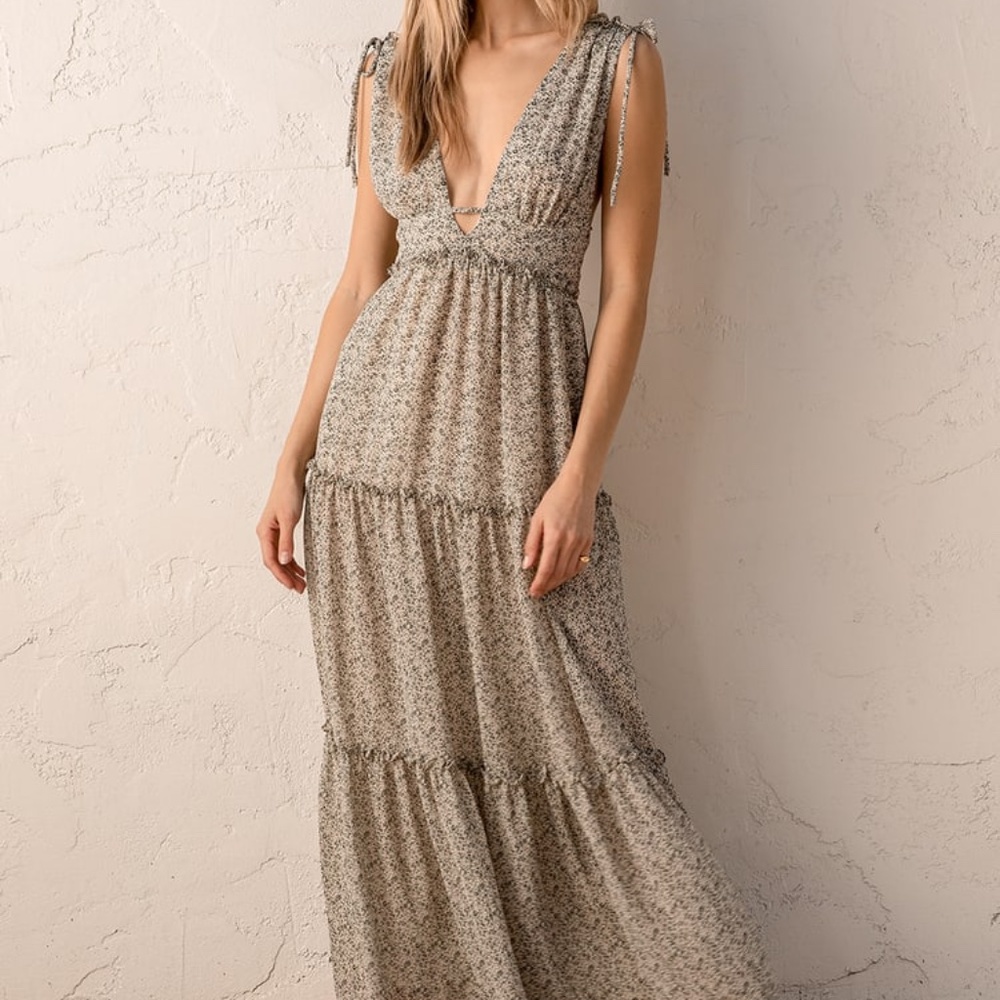 Lulu’s maxi dress